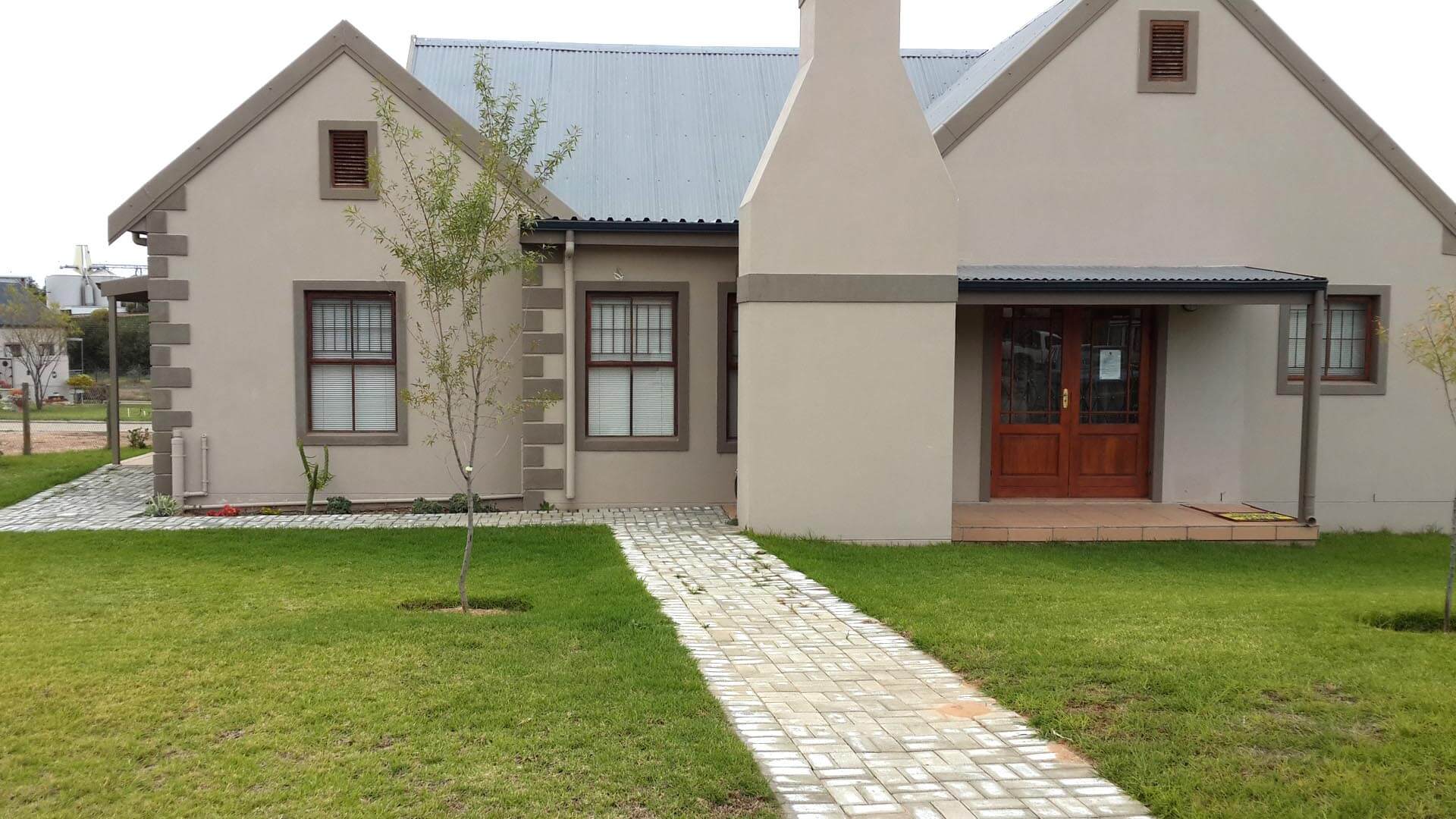 Oudtshoorn Retirement Village with full frail care Karoo Park